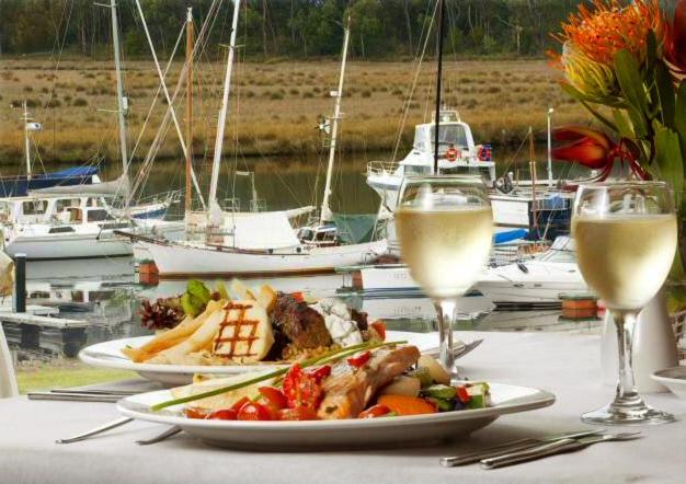 Kermandie Hotel Port Huon Kültér fotó