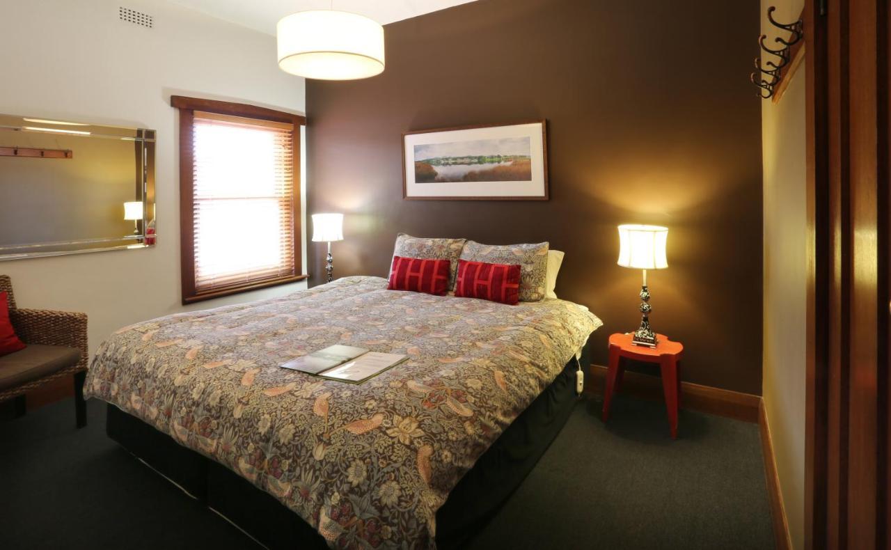 Kermandie Hotel Port Huon Kültér fotó