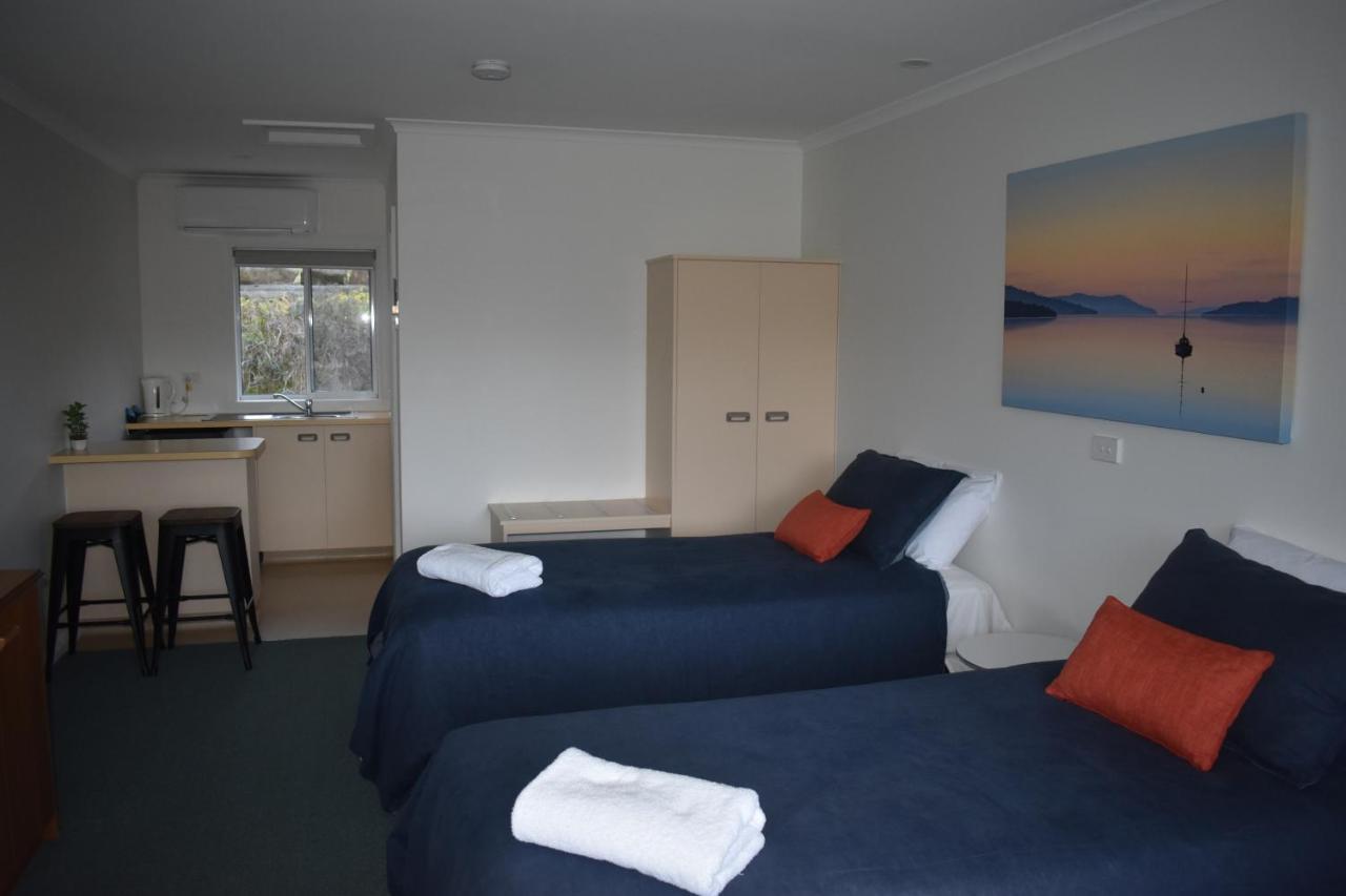 Kermandie Hotel Port Huon Kültér fotó