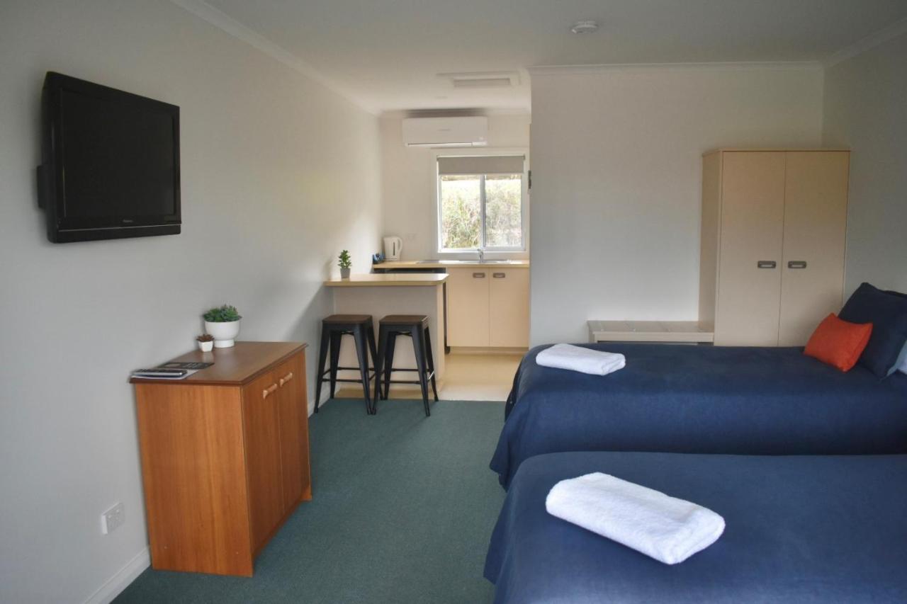 Kermandie Hotel Port Huon Kültér fotó